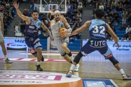 Medipolis SC Jena Eisbaeren Bremerhaven 10102021 00029